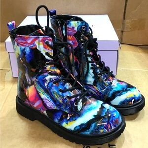 Madden Girl Vibrant Artistic Kids Boots NWOT